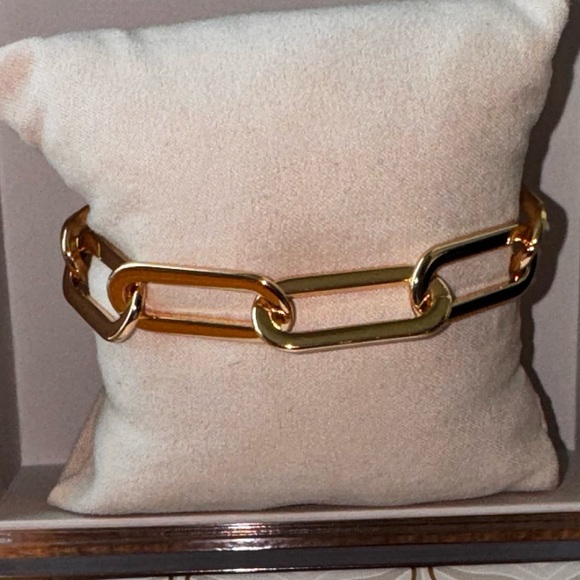House of Harlow 1960 Gold Chunky Chain Link Bracelet - Picture 3 of 5